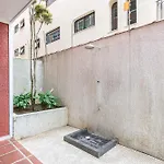 Apê Retrô Completo - 350 m da Praia da Enseada